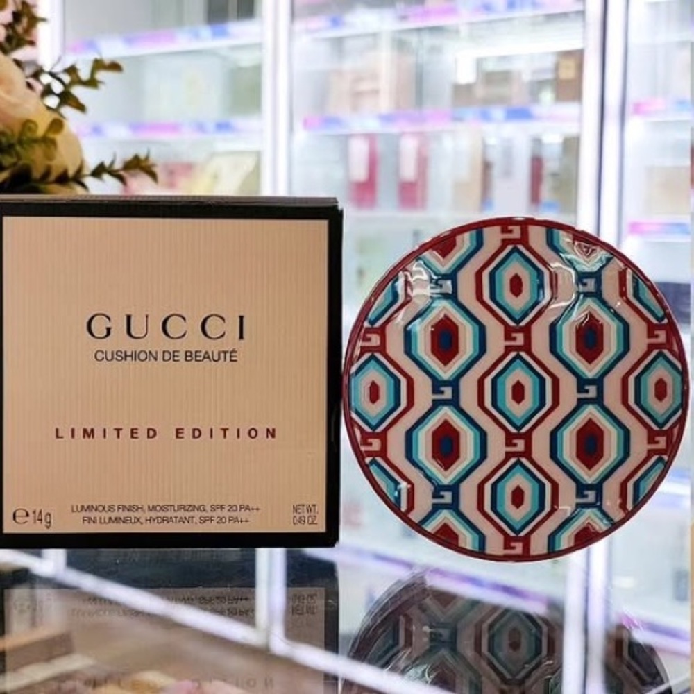 NIB Gucci Cushion de Beauté Foundation - Limited Edition #02.5